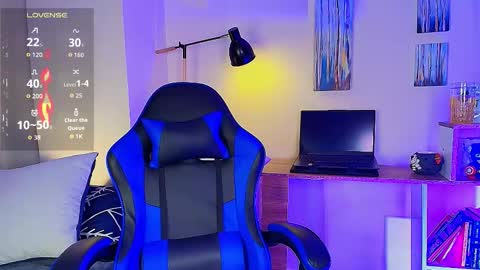 noah and ivy online show from December 19, 10:33 am