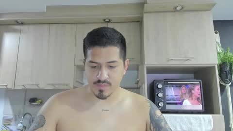 Snapshot of aronwilliams69 chatting on September 27, 3:04 am ARON  Independent model  online show from September 27, 3:04 am