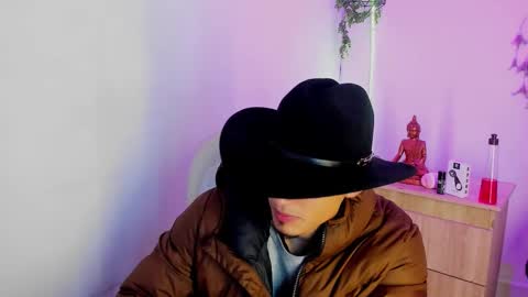 Aron online show from January 6, 1:37 pm