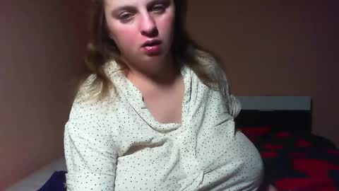 Snapshot of arriana98 chatting on January 5, 3:11 am Arriana online show from January 5, 3:11 am