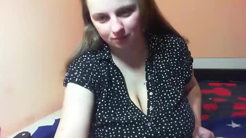 Snapshot of arriana98 chatting on February 3, 4:46 am Arriana online show from February 3, 4:46 am