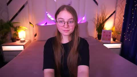 arrinawair online show from February 11, 9:13 am