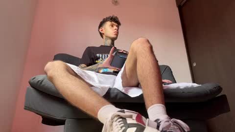   online show from March 10, 6:34 pm