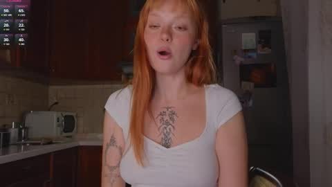Snapshot of artemisa_meows chatting on October 18, 10:14 pm SEE U THURSDAY online show from October 18, 10:14 pm