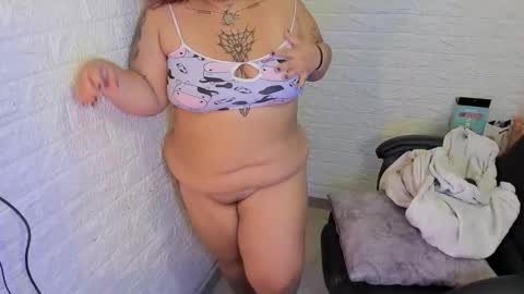 artenisa_tay69 online show from March 31, 5:52 am