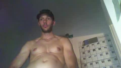 Snapshot of artur833 chatting on September 13, 9:39 pm artur833 online show from September 13, 9:39 pm