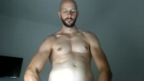 artur833 online show from August 3, 9:10 pm