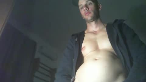 Snapshot of artur833 chatting on September 24, 8:26 pm artur833 online show from September 24, 8:26 pm