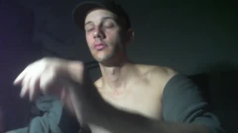 Snapshot of artur833 chatting on October 24, 9:15 pm artur833 online show from October 24, 9:15 pm