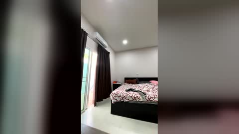 Lucash413 online show from February 19, 8:02 am