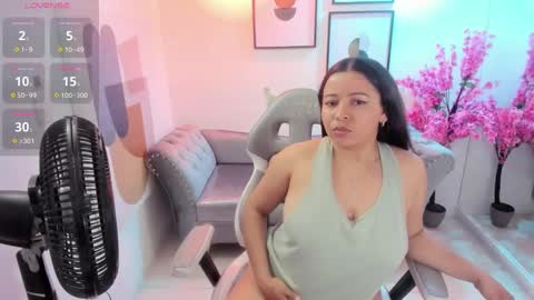 ary lens online show from October 24, 8:09 pm