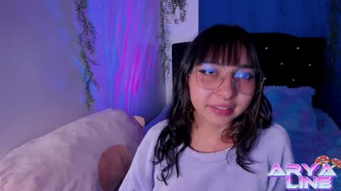 Snapshot of arya_line chatting on January 18, 7:59 am Arys online show from January 18, 7:59 am