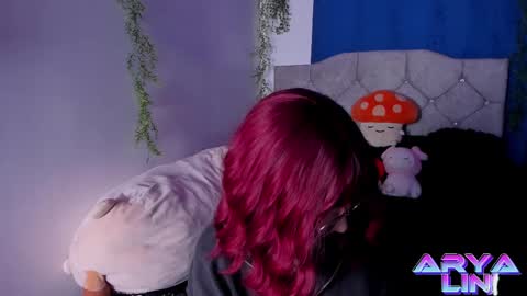 Snapshot of arya_line chatting on March 1, 7:41 am Arys online show from March 1, 7:41 am