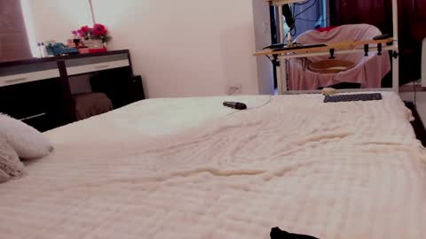 Arianacustom videos available for sale try my special  vibes 112233111222333 private copy at request online show from April 4, 3:52 pm