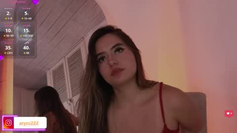 arycooper_ online show from May 28, 3:21 pm