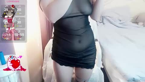 Snapshot of arylia_3 chatting on October 13, 4:47 am Lily online show from October 13, 4:47 am