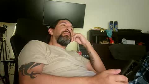 DevilPup75 online show from December 3, 5:41 am