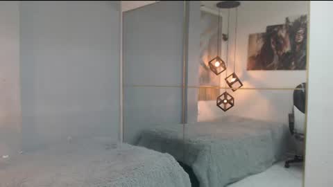 ash_kai online show from August 1, 9:16 pm