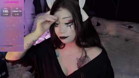Snapshot of asha_nekooo chatting on December 8, 11:18 pm Sasha next stream December 4st at 0000- 0030 am German time online show from December 8, 11:18 pm