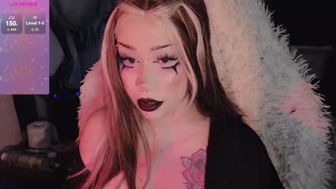 Sasha next stream December 4st  at  0000- 0030 am German time online show from October 21, 11:30 pm