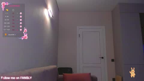 your pretty Ashley online show from March 7, 6:11 pm