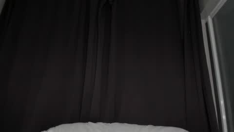 your pretty Ashley online show from March 31, 7:14 pm