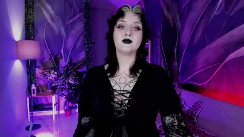 Snapshot of asheluck chatting on October 16, 10:52 pm AshleyAshe online show from October 16, 10:52 pm