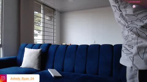 Snapshot of ashely_ryan24 chatting on January 10, 10:04 pm Ashley And Ryan online show from January 10, 10:04 pm