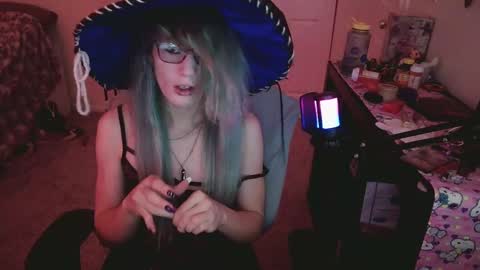 Snapshot of ashethegengar chatting on September 8, 5:01 pm Ashley Scarlett online show from September 8, 5:01 pm