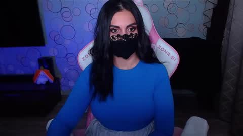   Yasmina   online show from October 8, 5:02 am