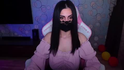   Yasmina   online show from April 13, 5:11 am