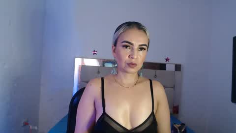 Snapshot of ashley__tylor chatting on February 24, 2:51 am ashley__tylor online show from February 24, 2:51 am