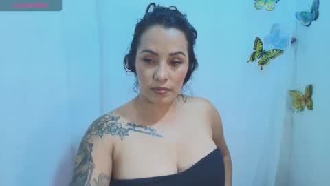 ashley_joyx_ online show from May 27, 3:25 am