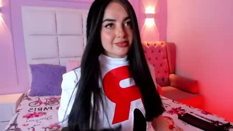 ashley_petit online show from August 6, 1:42 pm