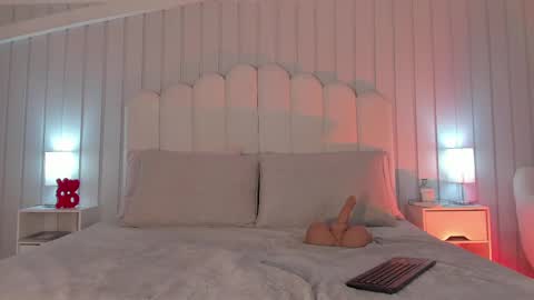 ashley online show from May 15, 6:26 pm