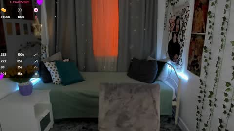 Snapshot of ashley_swan chatting on February 1, 12:29 am Ashley next stream on Sunday online show from February 1, 12:29 am