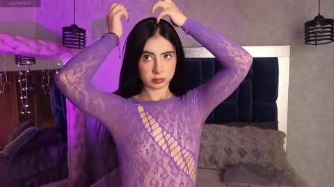 Snapshot of ashleybrend chatting on October 2, 4:28 pm CAMILA online show from October 2, 4:28 pm