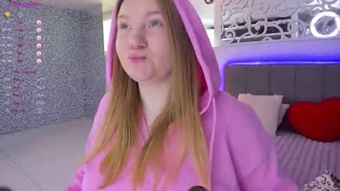 AshleyJonse online show from February 5, 7:01 am