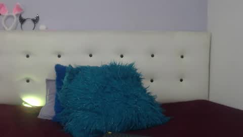 Ashley online show from November 18, 9:29 pm