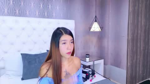 AshleyRoberh online show from April 3, 7:21 pm