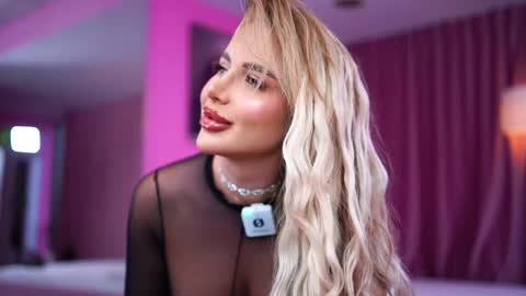 Ashley online show from December 5, 1:42 pm