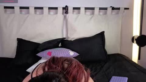 ashly_jones_ online show from March 6, 4:22 am