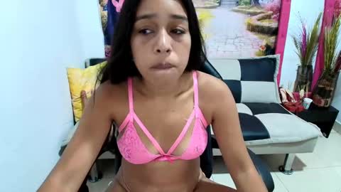Snapshot of ashly_sexylatina18 chatting on March 3, 6:46 pm ashly online show from March 3, 6:46 pm