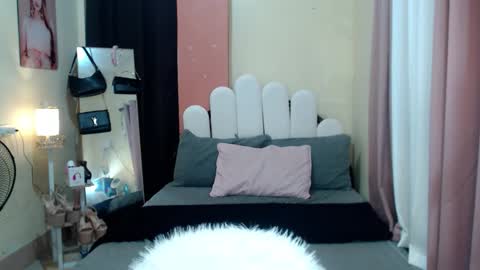 AshTheBigCock online show from March 2, 2:16 am