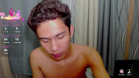 asian_ainsley69 online show from March 6, 9:47 pm