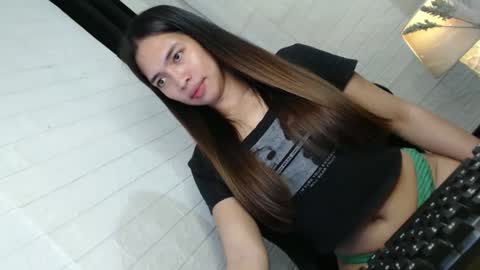 theakati online show from October 31, 6:52 pm