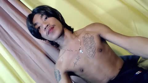 Snapshot of asian_kimxxx chatting on February 17, 6:17 pm don online show from February 17, 6:17 pm