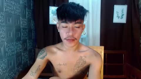 Snapshot of asian_kimxxx chatting on October 8, 10:32 am don online show from October 8, 10:32 am