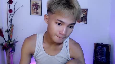 Snapshot of asian_lover05 chatting on September 20, 6:55 pm asian_lover05 online show from September 20, 6:55 pm