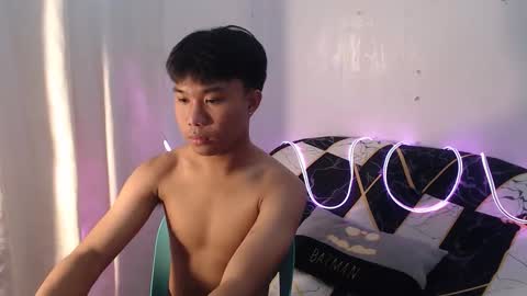 Snapshot of asian_prince_of_cock chatting on September 20, 5:32 am Prince online show from September 20, 5:32 am